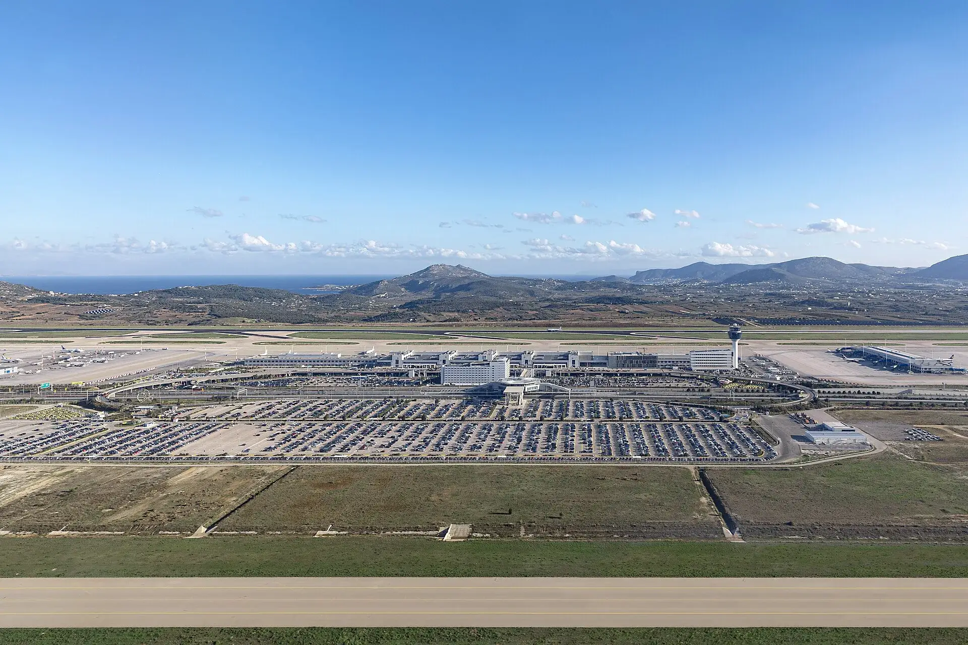 Taxi transfer from Larnaca Airport to Limossol