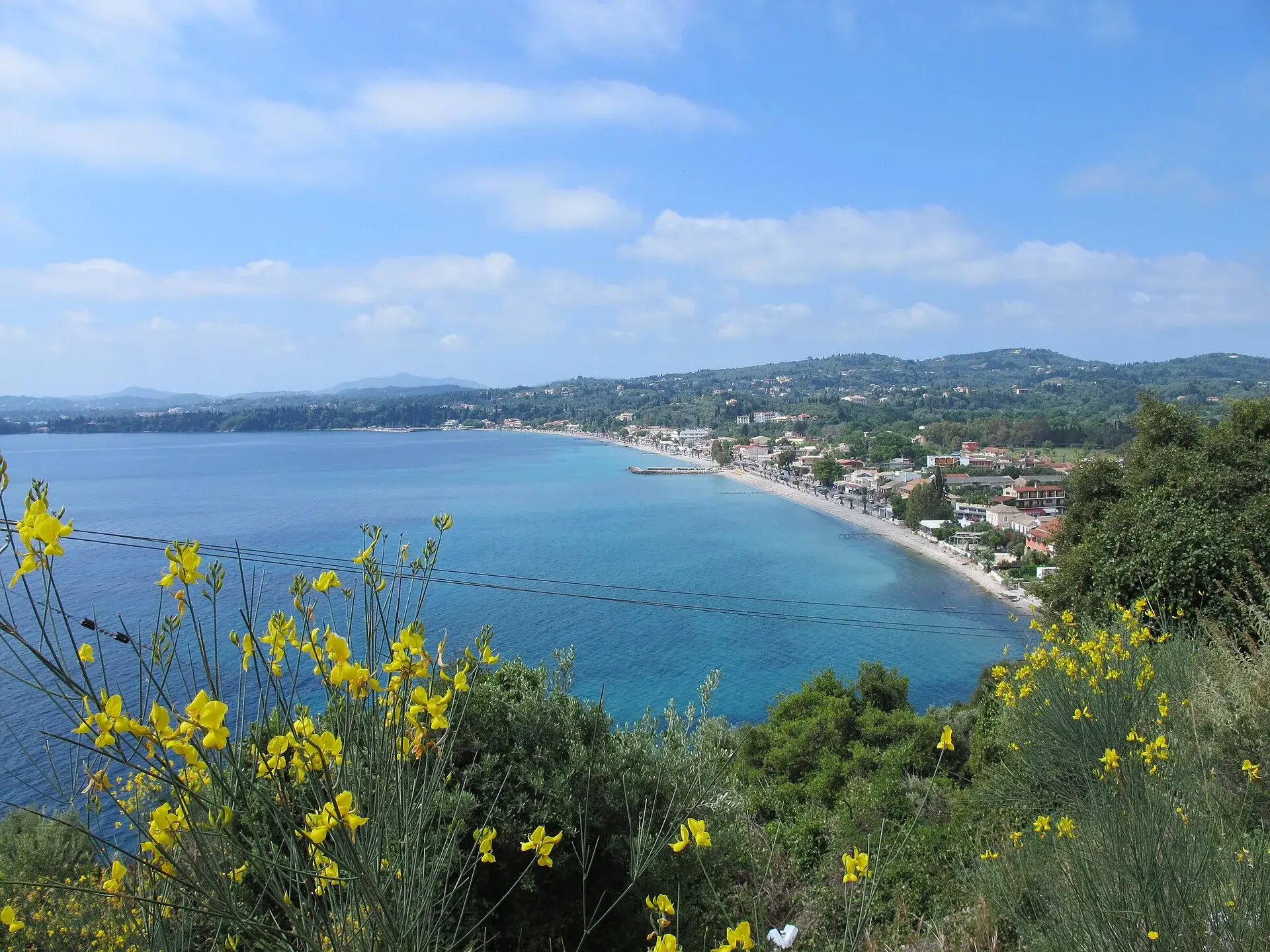 Taxi transfer from Corfu Airport to Ipsos