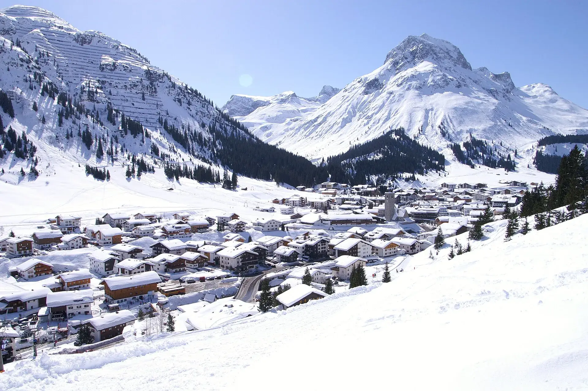 Taxi transfer from Munich Airport to Lech