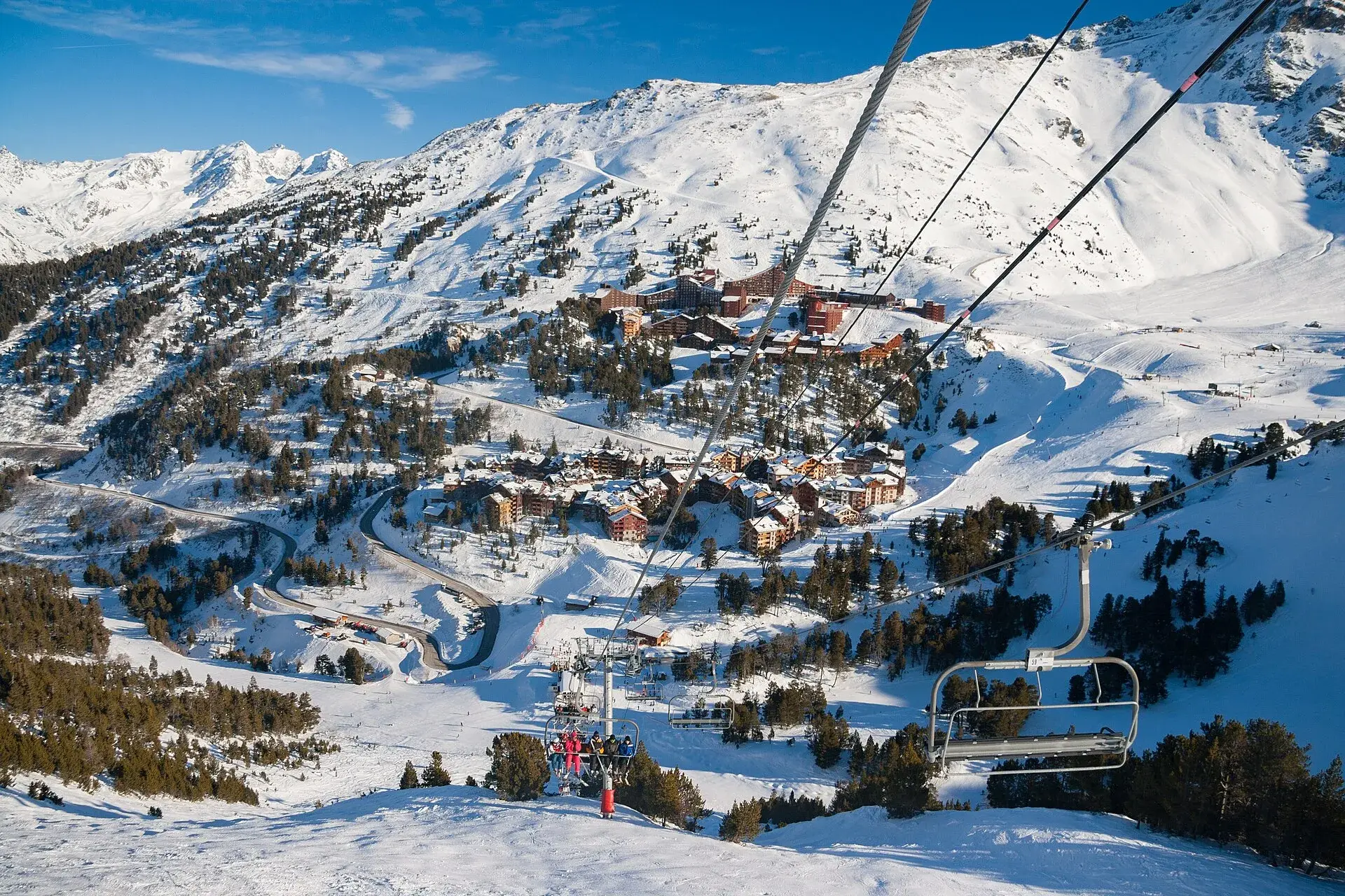 Taxi transfer from Grenoble Airport to Les Arcs