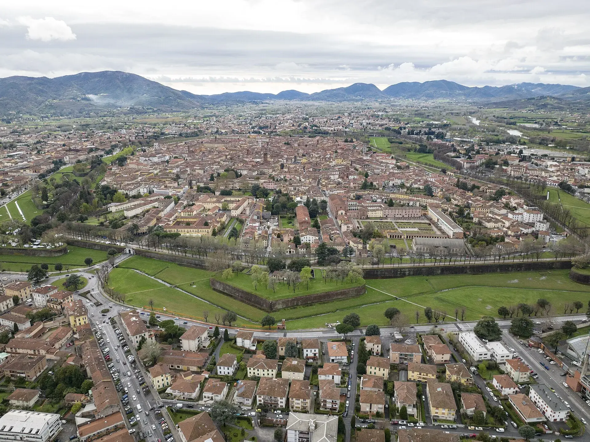 lucca city