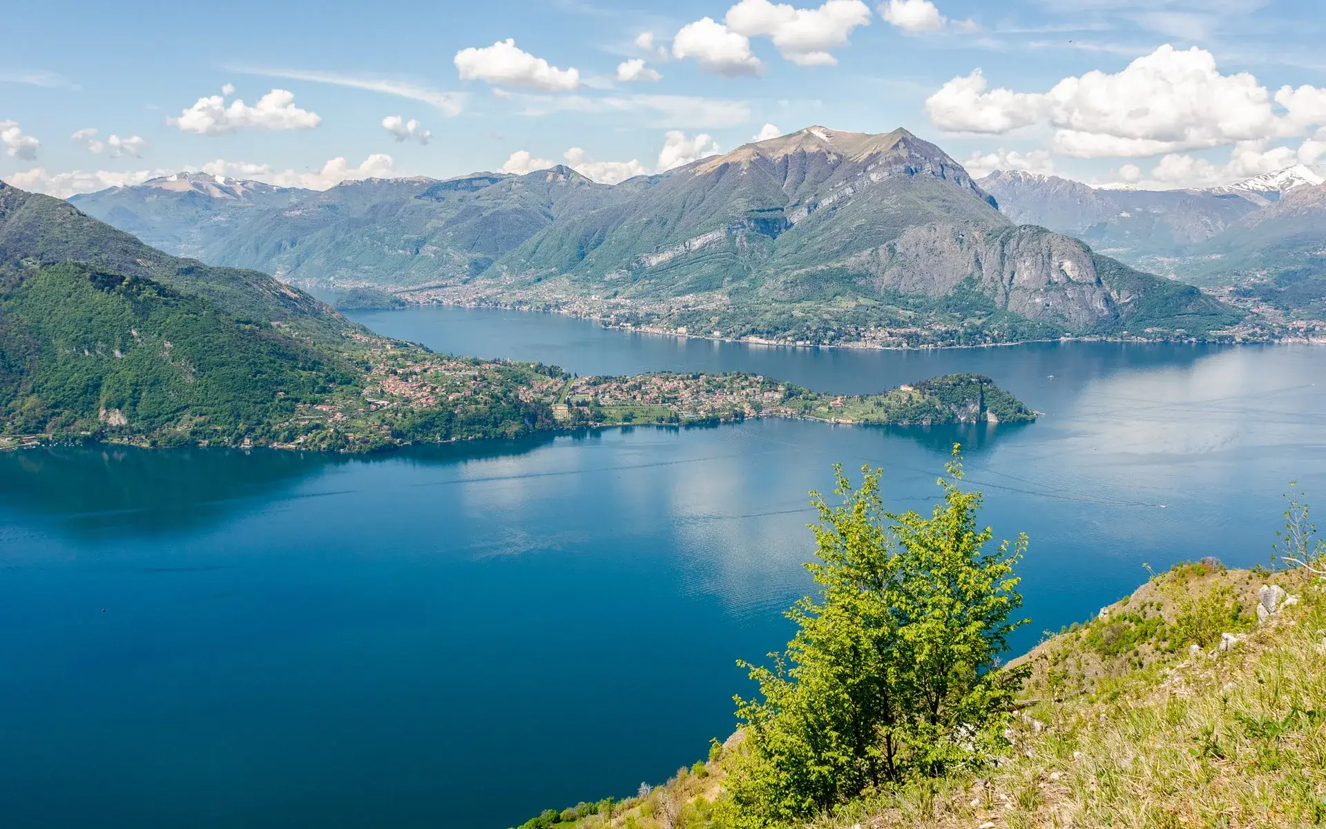 Taxi transfer from Milan Malpensa Airport to Tremezzo