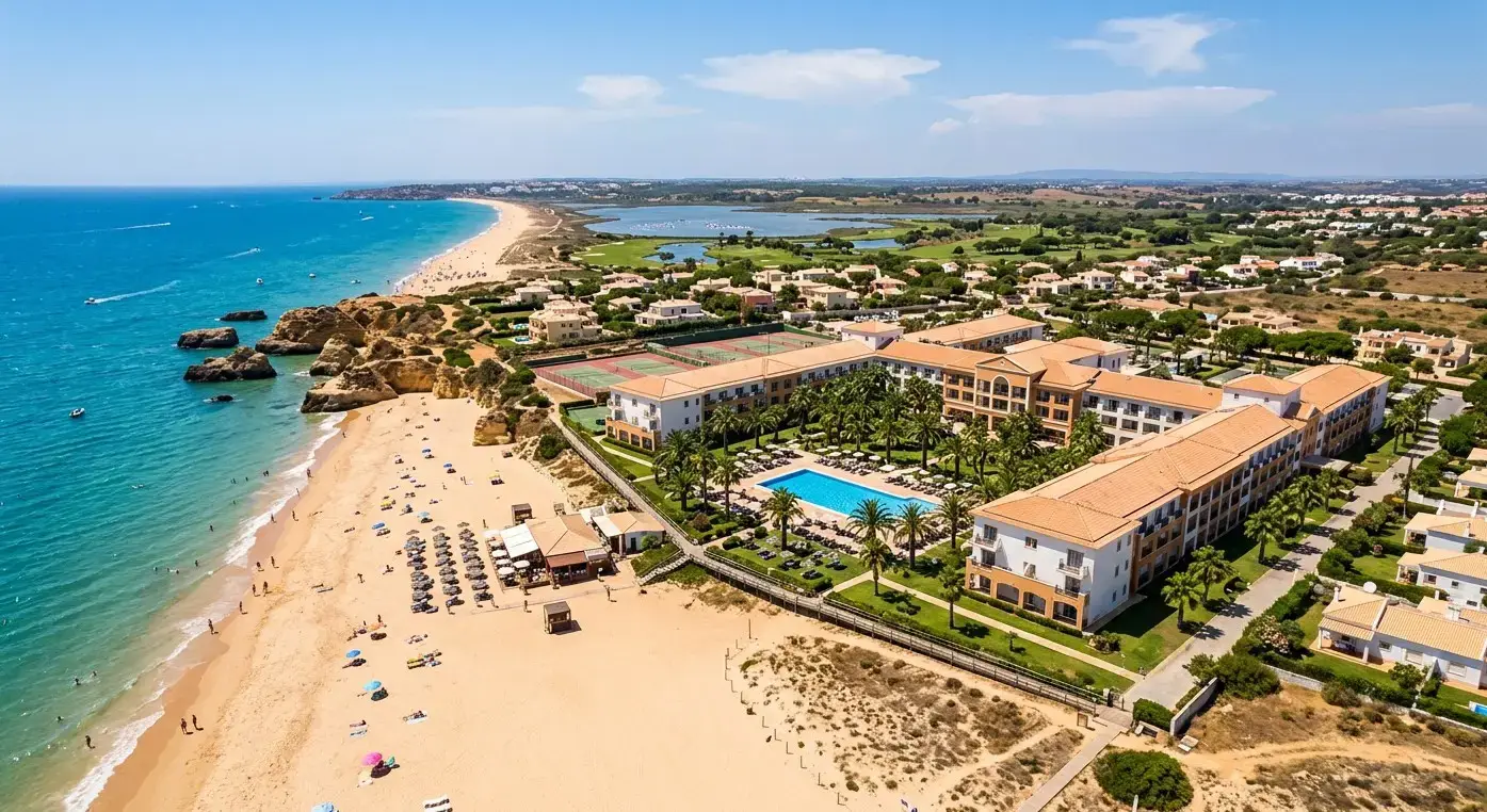 Book cheap-taxis.com private transfers from Faro Airport to Gale, a scenic coastal resort famous for its expansive golden sand beach and unique rock formations.