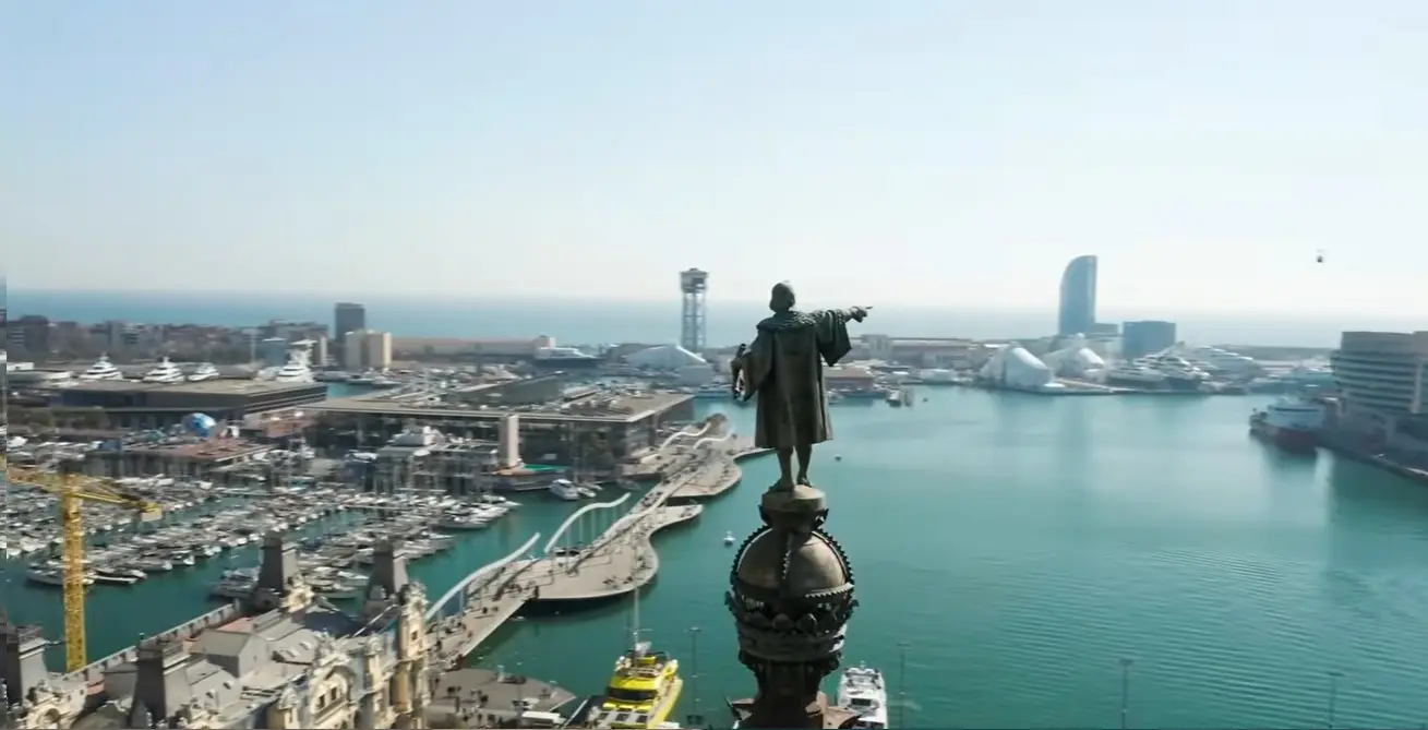 Direct private airport taxi service from Reus Airport delivering passengers and heavy luggage straight to cruise ship terminals at the Barcelona Port.