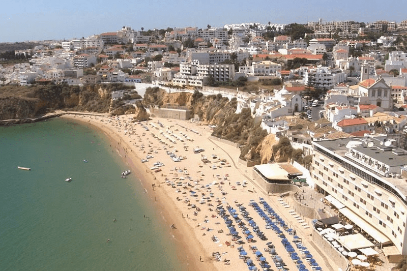 Private transfers to Albureira